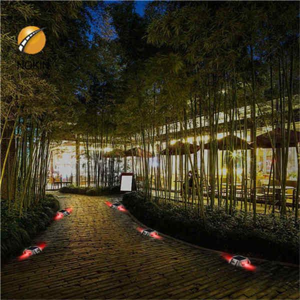 Synchronized Led Solar Road Marker With 40 Tons Compressive 